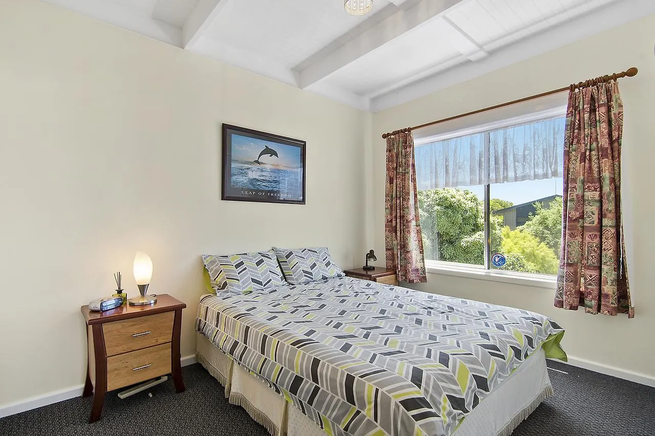 Black Dolphin Beach Penthouse *