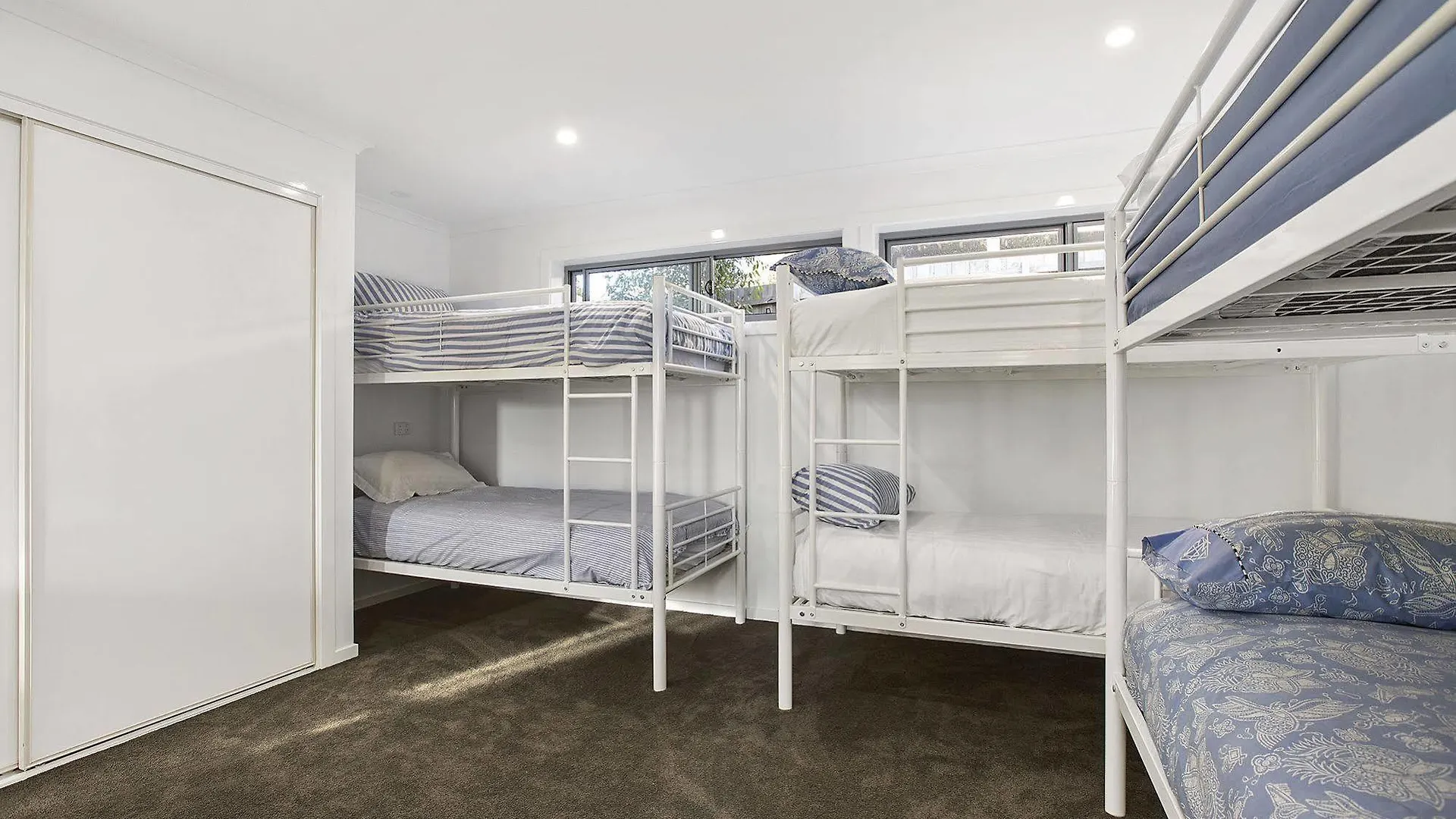 Hotel Smith Getaways Beachwood Garden Smiths Beach