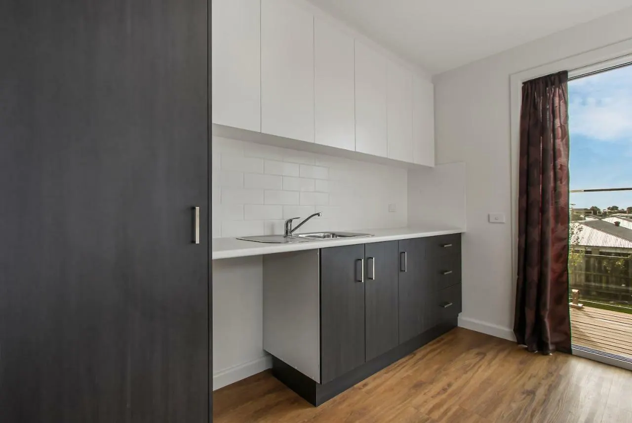 12 Echidna Grove Cowes