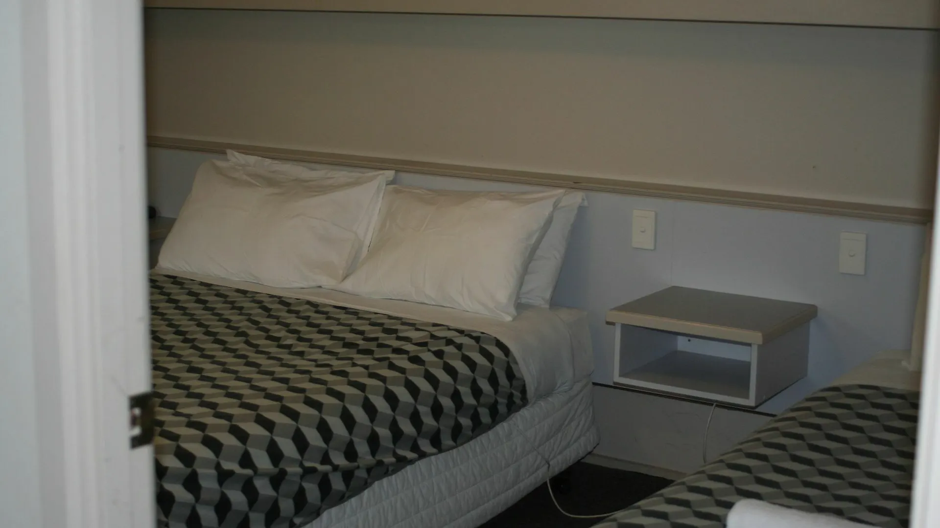 Coachman And Units 4* Cowes