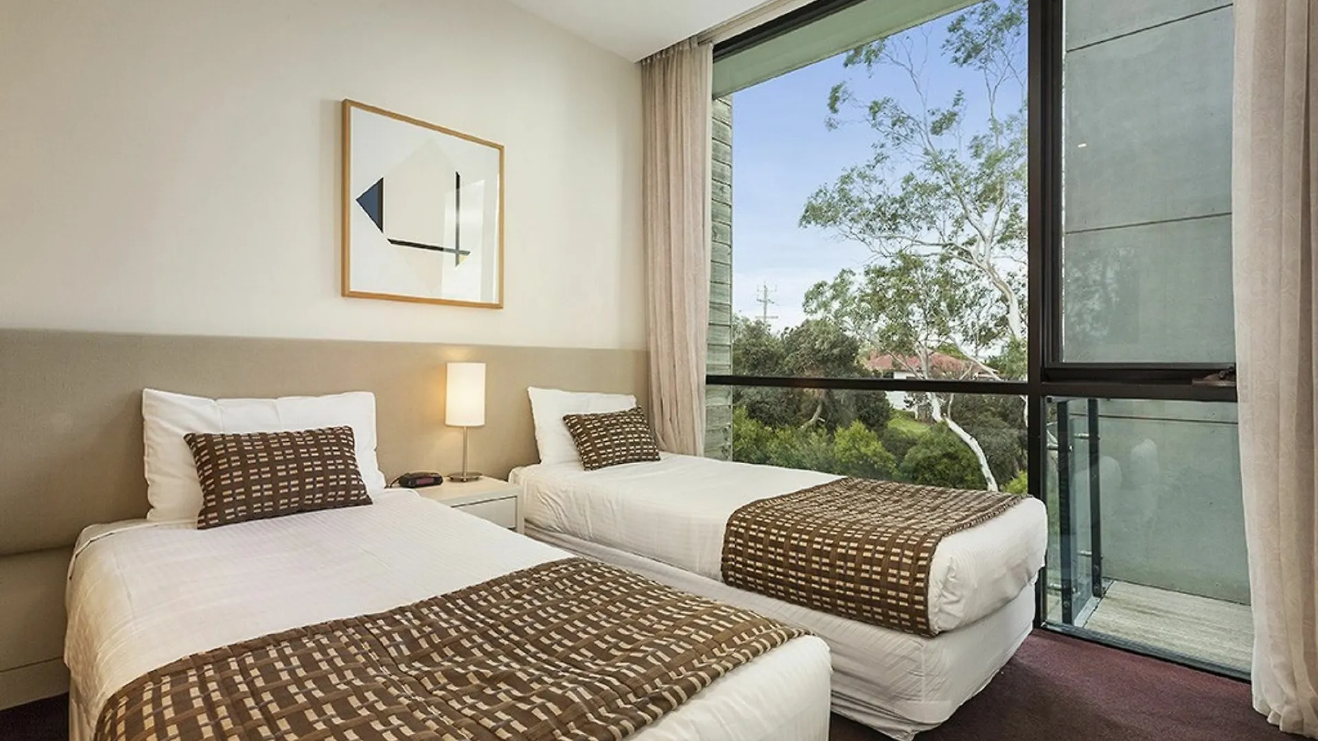 Phillip Island Aparthotel 4*